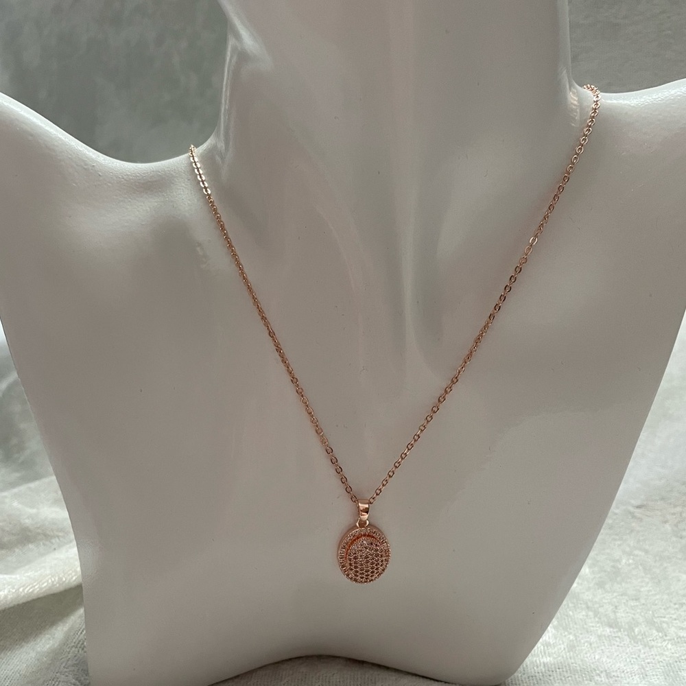 Nikola Valenti Rose Gold Necklace With Pendant Gem